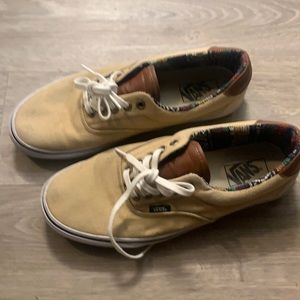 Comfortable aztec print vans mew condition worn a few times